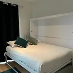 Central Fully Serviced Studio