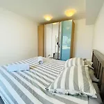 Lux 1 Bedroom Flat In Center With Parking&Terrace-5