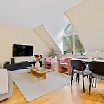 Chic 2Br Stay In Luxembourg With Free Parking