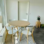 Large 1 Bedroom In Center With Terrace & Parking - 67B