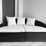 Luxury Penthouse Apartment With 3 Balconies -2 Bedrooms -Petrus View & Parking
