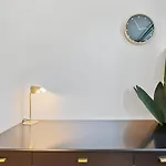 Bright 1Br Apt In Limpertsberg With Wifi & Kitchen
