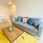 Luxury 2023 One Bedroom Flat In City Center W Parking