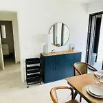 Cosy One Bedroom In City Center W Private Terrace-31