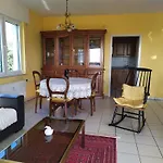 Quiet Peaceful 2Br Apartment With Parking In Kirchberg