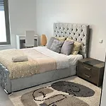 Nike Pallas 2 Beds