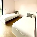 Luxembourg Kirchberg Two Bedroom Apartment City Center-Parking