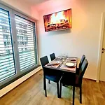 1 Bedroom With Parking-Cd6