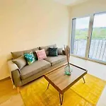 New 2023 One Bedroom Flat W Free Parking