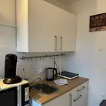 City & Tram Apartment