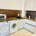 Elegant 2 Bedrooms In Center With Parking &Terrace- 142-99