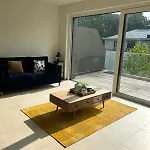 Peaceful City Center Apartment