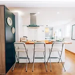 Cozy Studio With Terrace, Pet-Friendly, Near Center