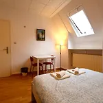 City Walk Residence - Free City Connections