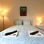 City Walk Residence - Free City Connections