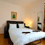 City Walk Residence - Free City Connections