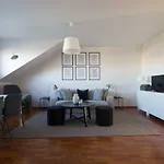 Capital Flat 70M2