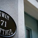 Twin Cottage