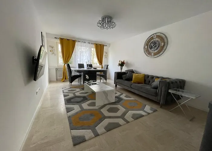 Bonnevoie, Charmant Appartment Avec Parking Prive