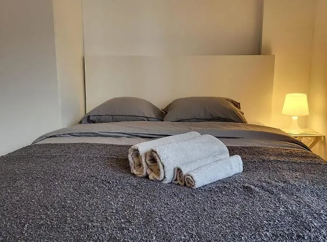 Cosy Studio Near Trainstation