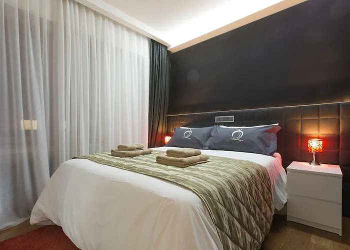 The Queen Luxury Apartments - Villa Medici