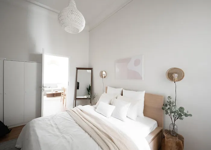 Stockholm Style Designer In Limpertsberg