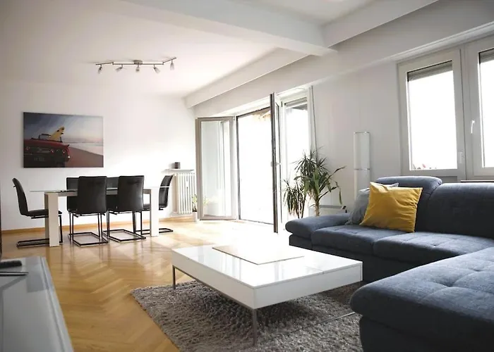 Charming Penthouse In The City Center
