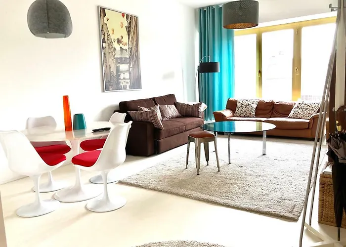 Spacious Flat In The Heart Of The City Center! Ideal For A Family!
