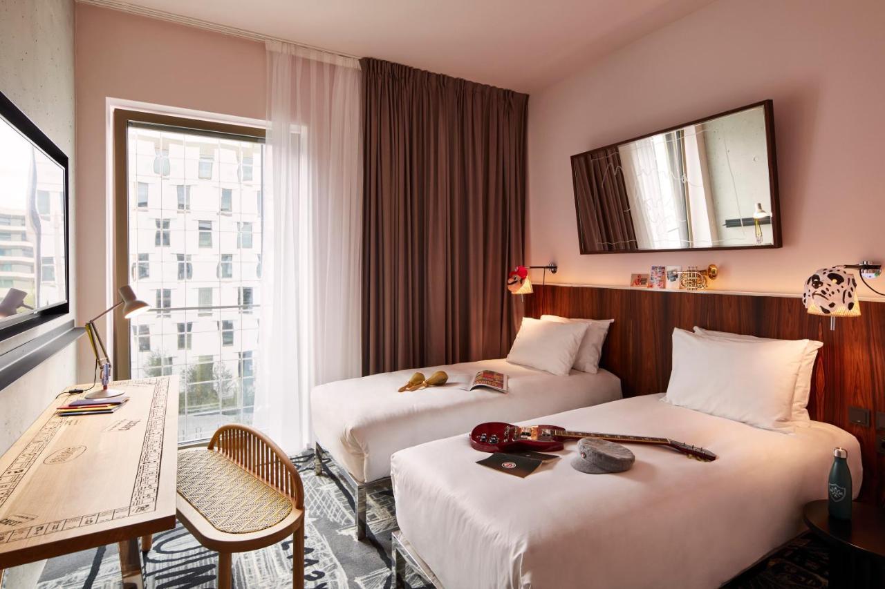 Mama Shelter Hotel 3*