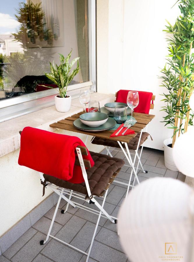 Modern Style Studio With Balcony, Smart Tv, Business&leisure *