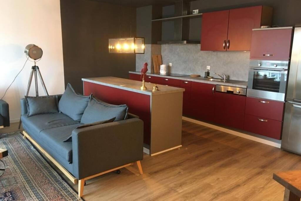 Modern 4 Beds In Convenient Location, Free Parking * Luxemburg