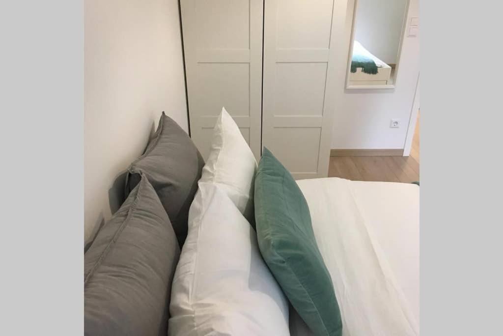 Trendy New And Large 3 Beds Appartement *