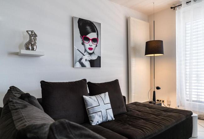 Luxury Penthouse With 3 Balconies -2 Bedrooms -petrus View & Parking *