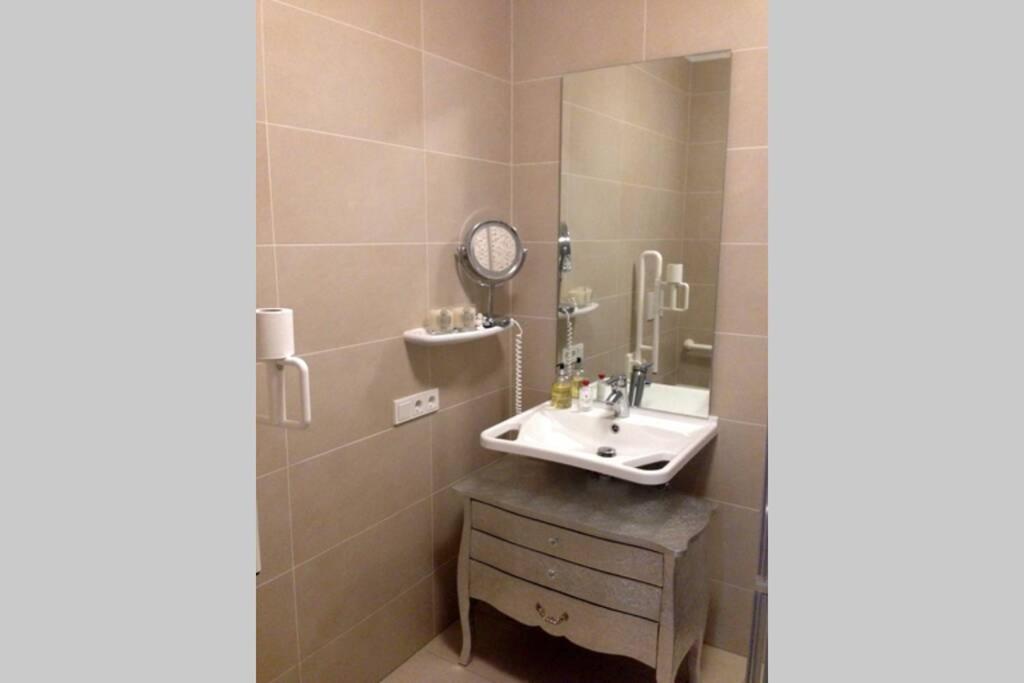 Luxury 2bed 100m2 Centre With Terrace Luxemburg