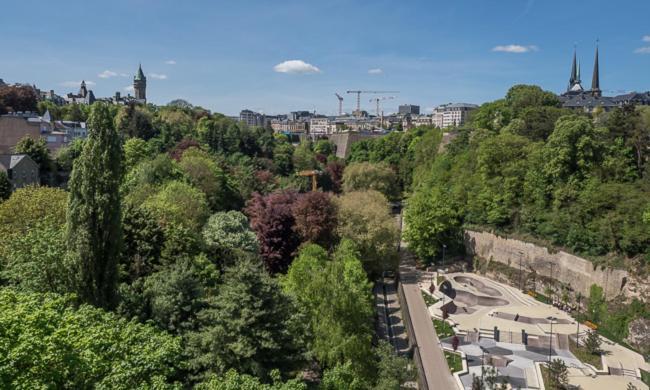 Luxury Penthouse With 3 Balconies -2 Bedrooms -petrus View & Parking * Luxembourg