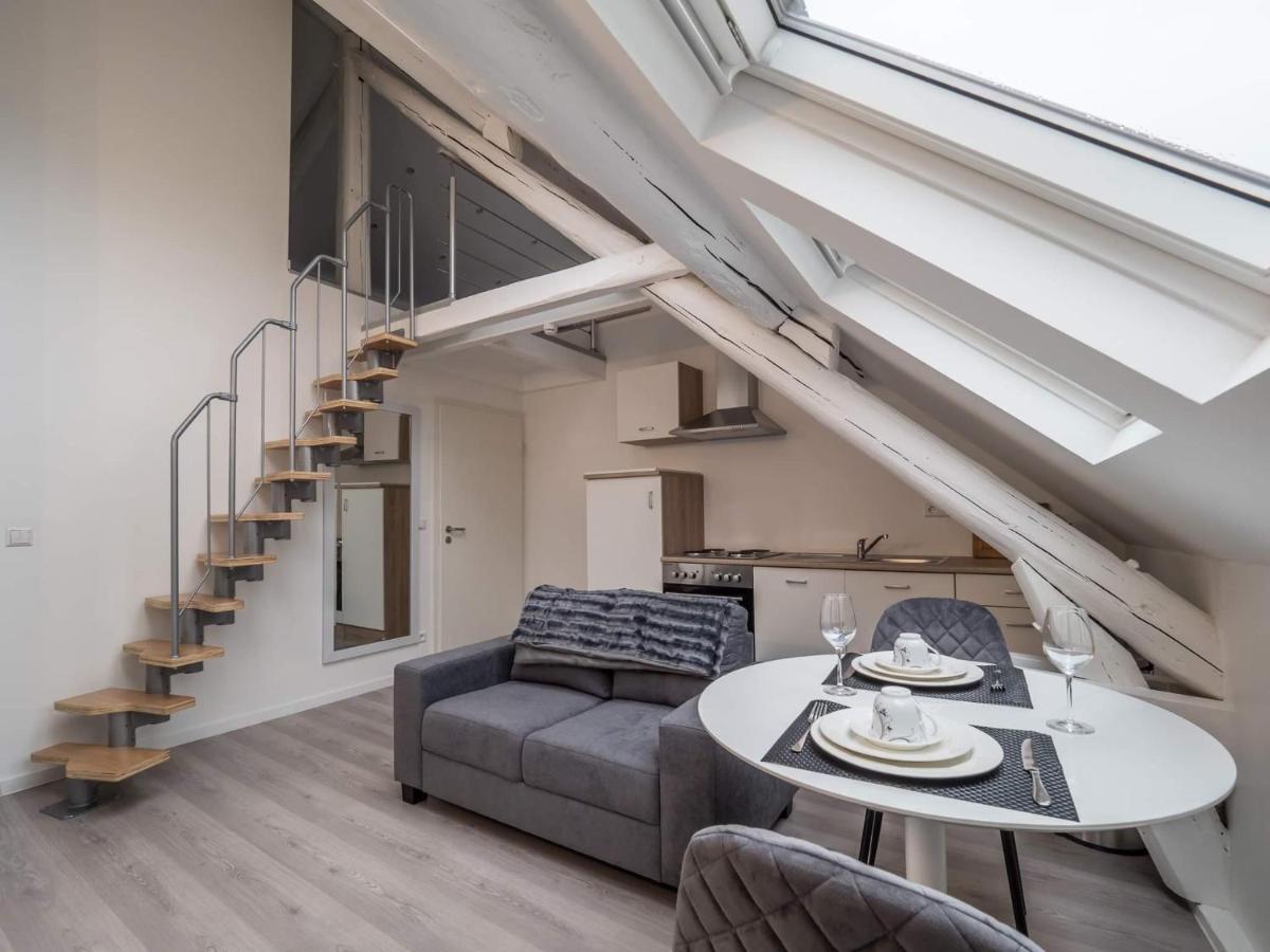 Executive- Studio-loft Center Apartment