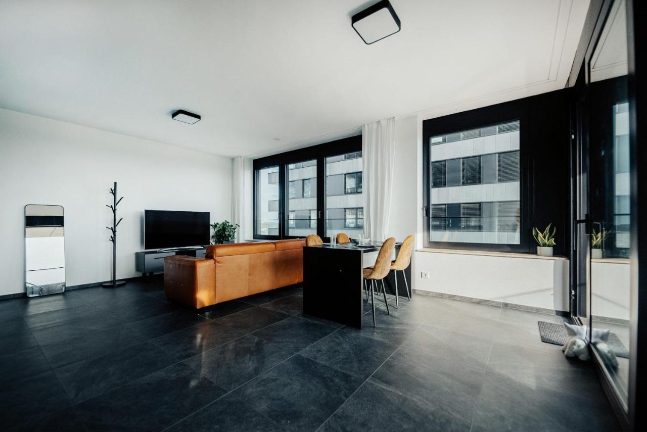 Appartement Luxury 1 Bedroom Apt W Spa, Fitness & Swimming Pool - Zenith Towers