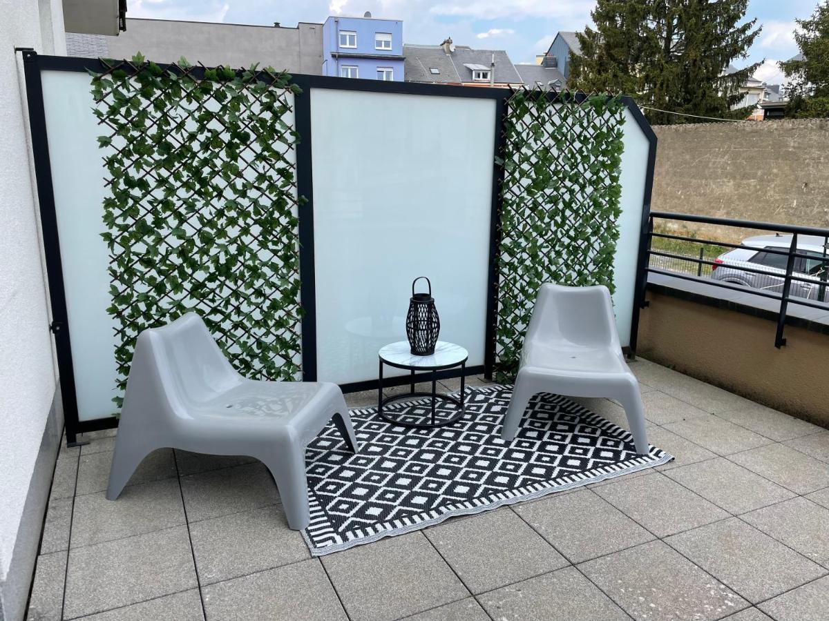 Apartment Spacious One Bedroom With Large Terrace In Centre Luxemburg