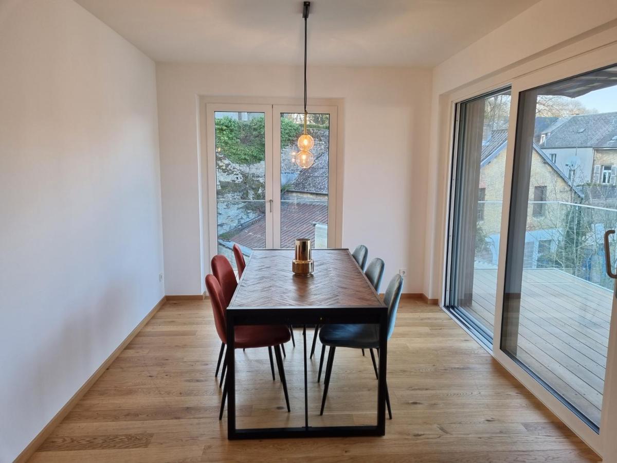Chic City Center 3 Beds Flat & Balcony & Parking Apartment Luxembourg