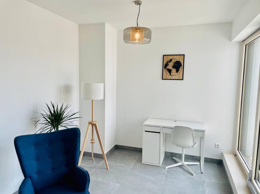 Brand New 2 Bedrooms With Parking And Terrace - 142-96 Appartement Luxemburg