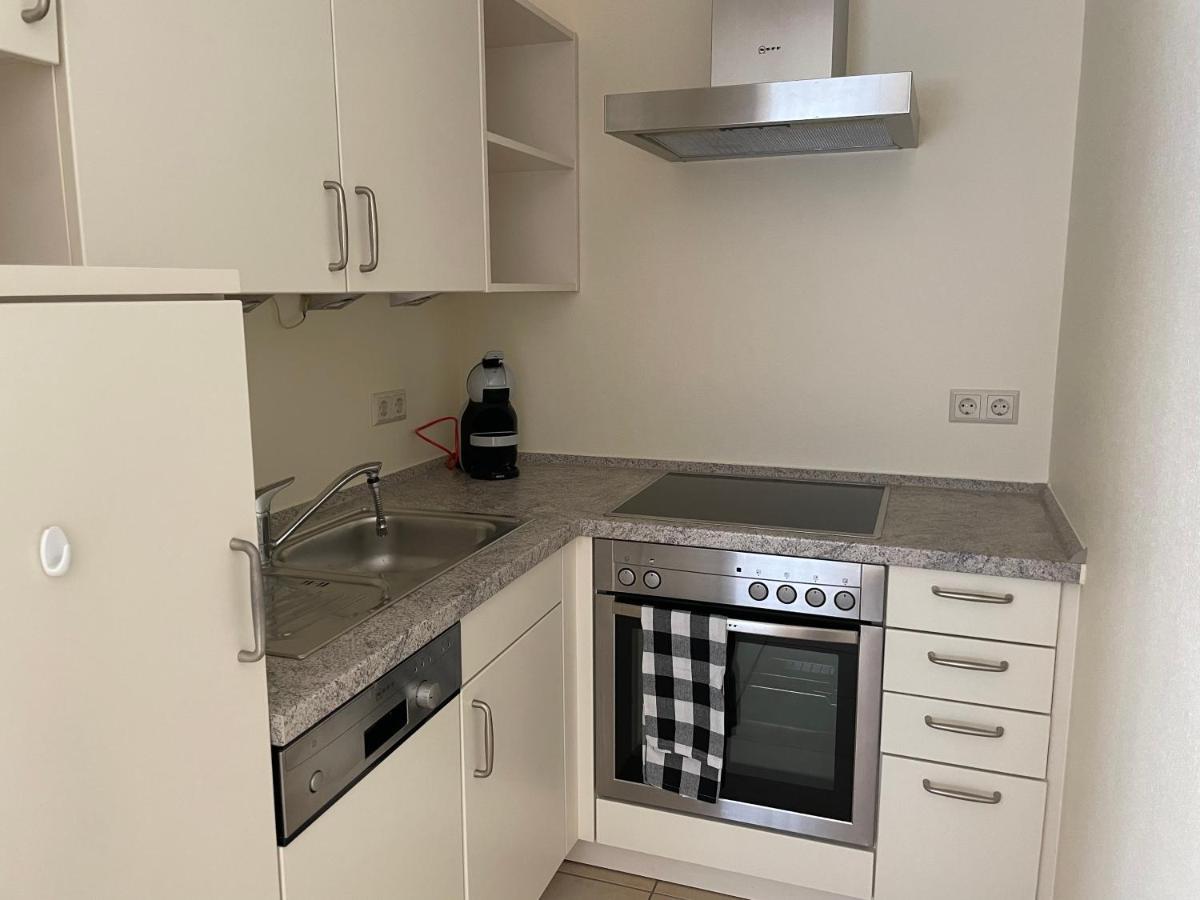 Apartment Spacious One Bedroom With Large Terrace In Centre