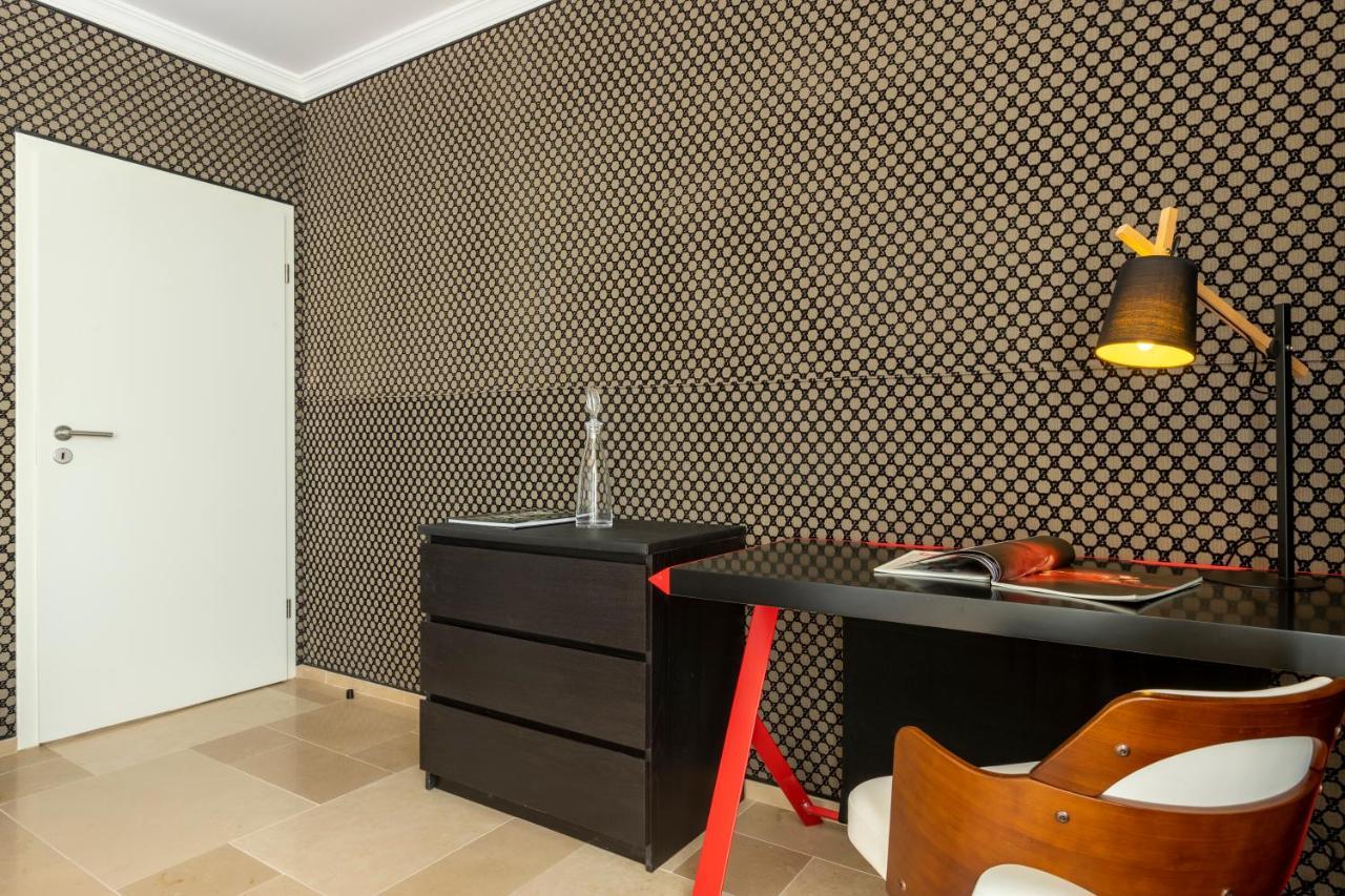 The Queen Luxury - Medici Luxembourg