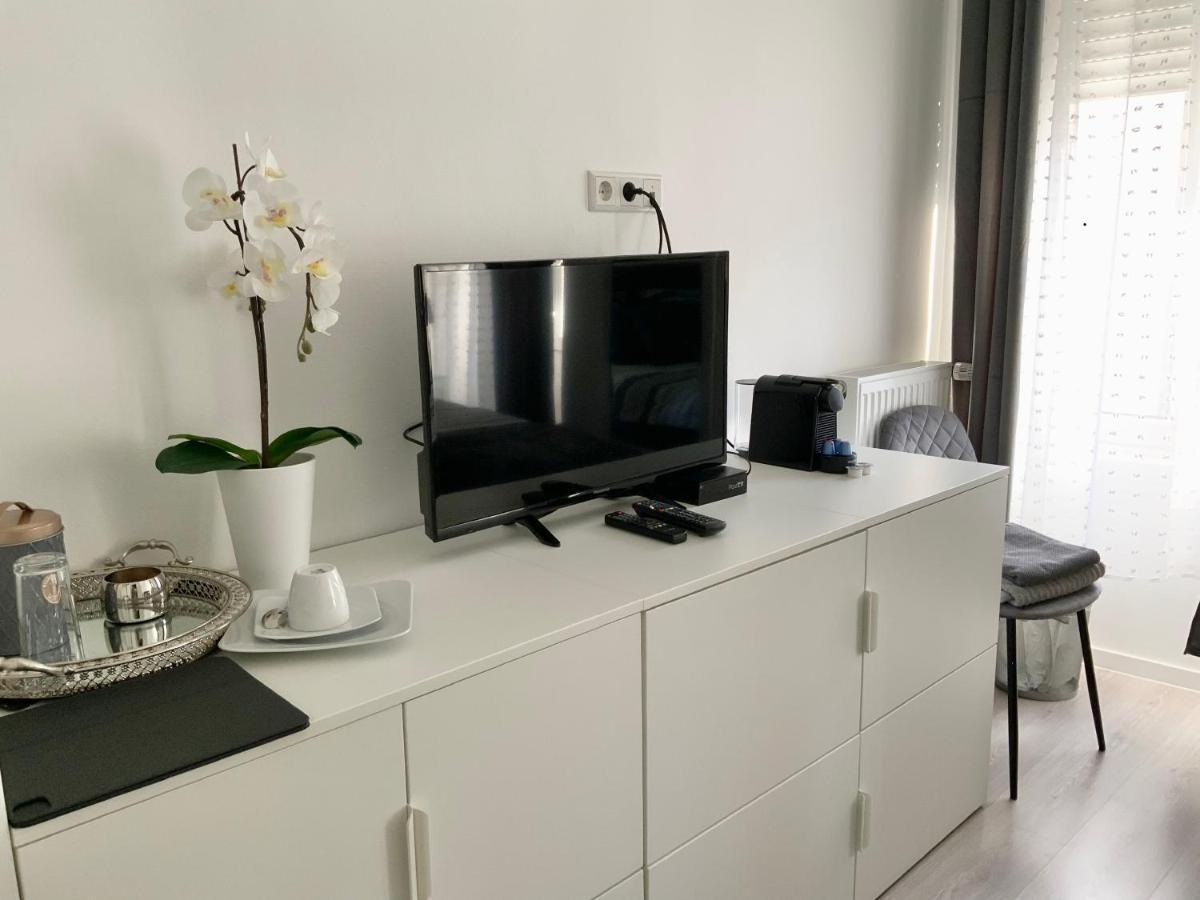 Executive Double With En-suite In Centre R4 * Luxembourg
