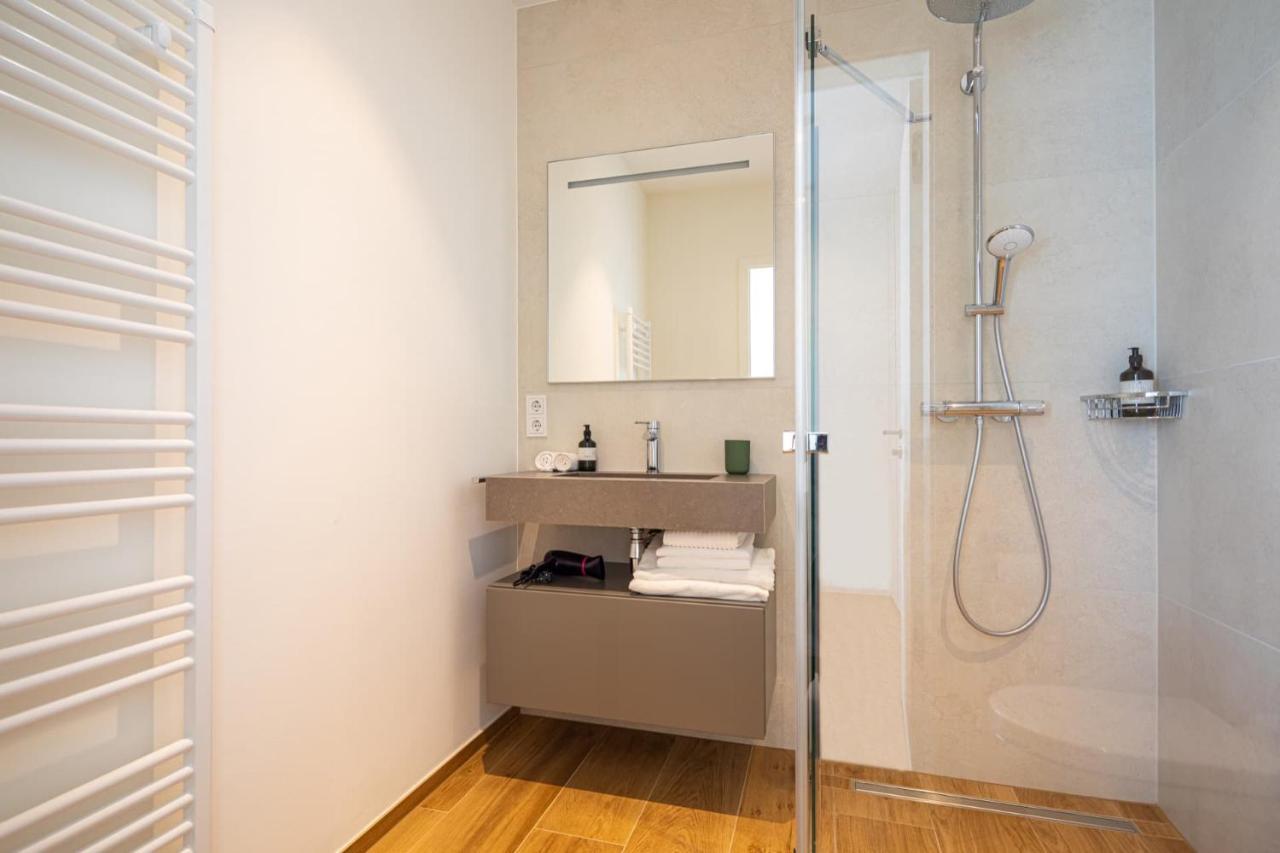 En Bedrooms At Reckenthal House By Rentaroo *