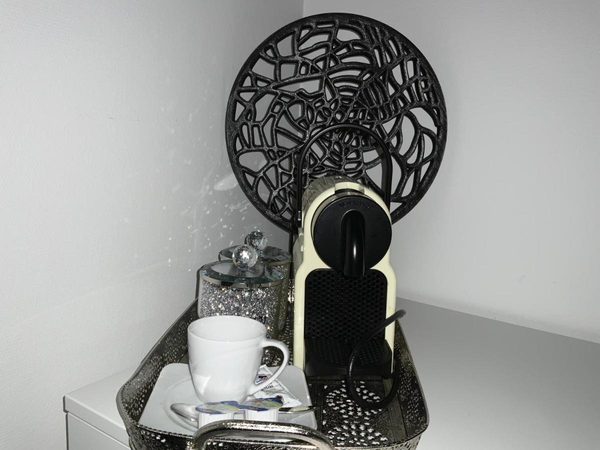Gasthof Executive Double With En-suite In Rue Trevires R3 *