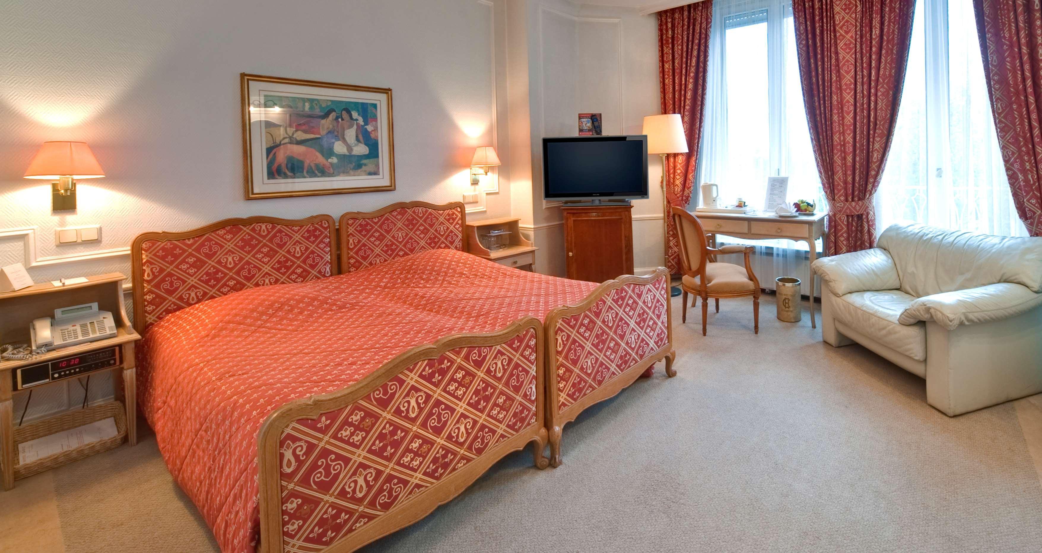 Grand Cravat Hotel 4*
