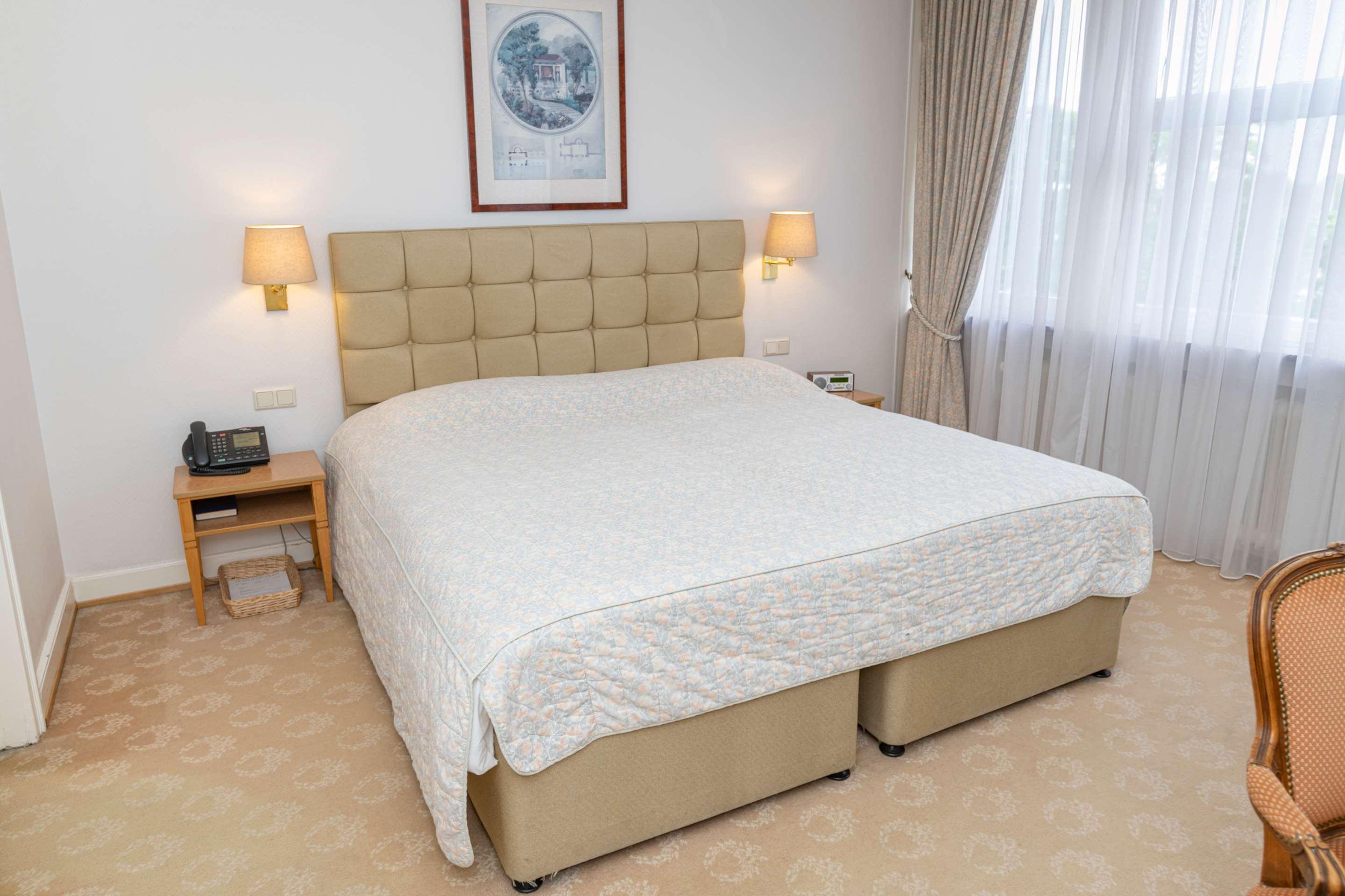 Grand Cravat Hotel