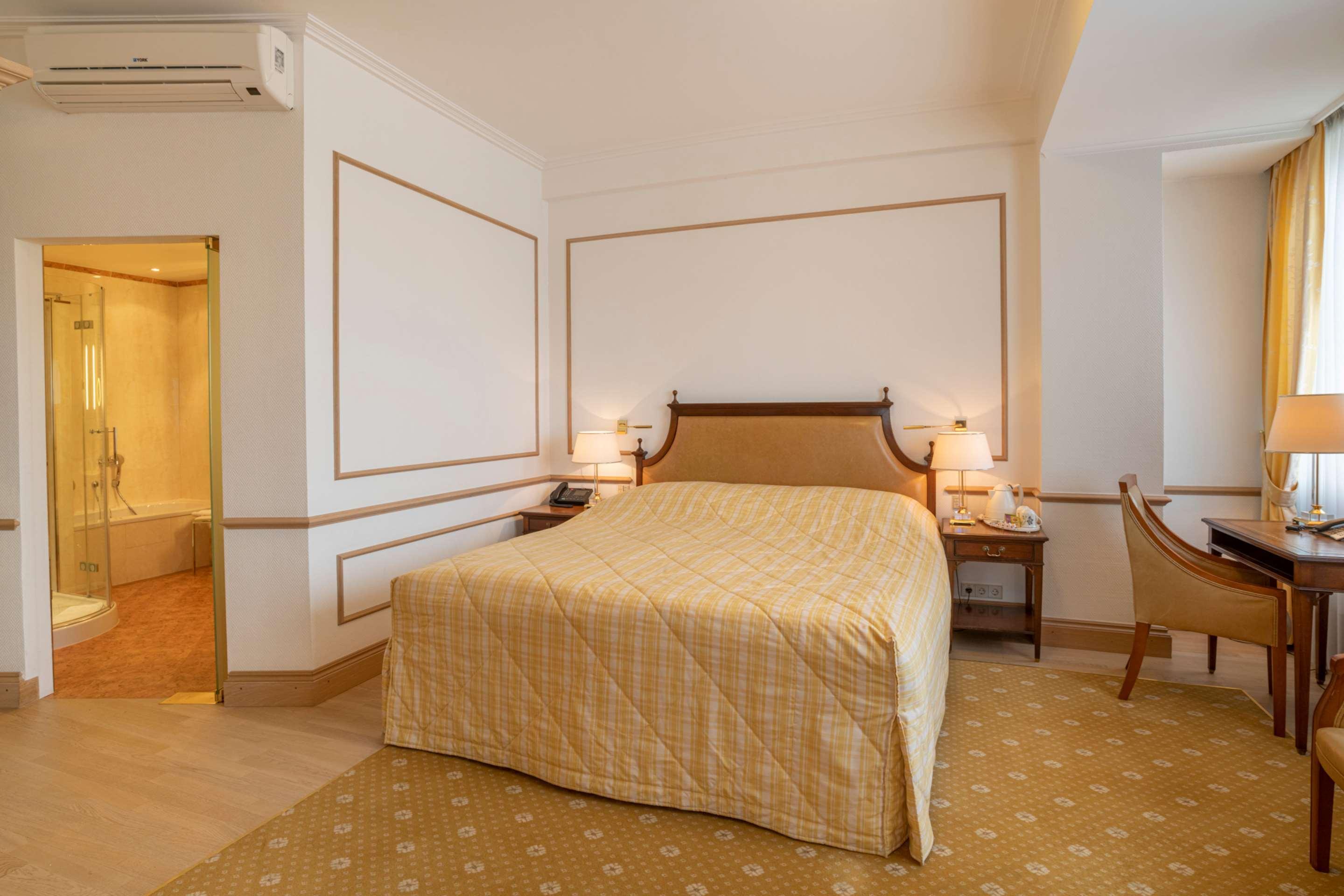 Grand Cravat Hotel Luxemburg
