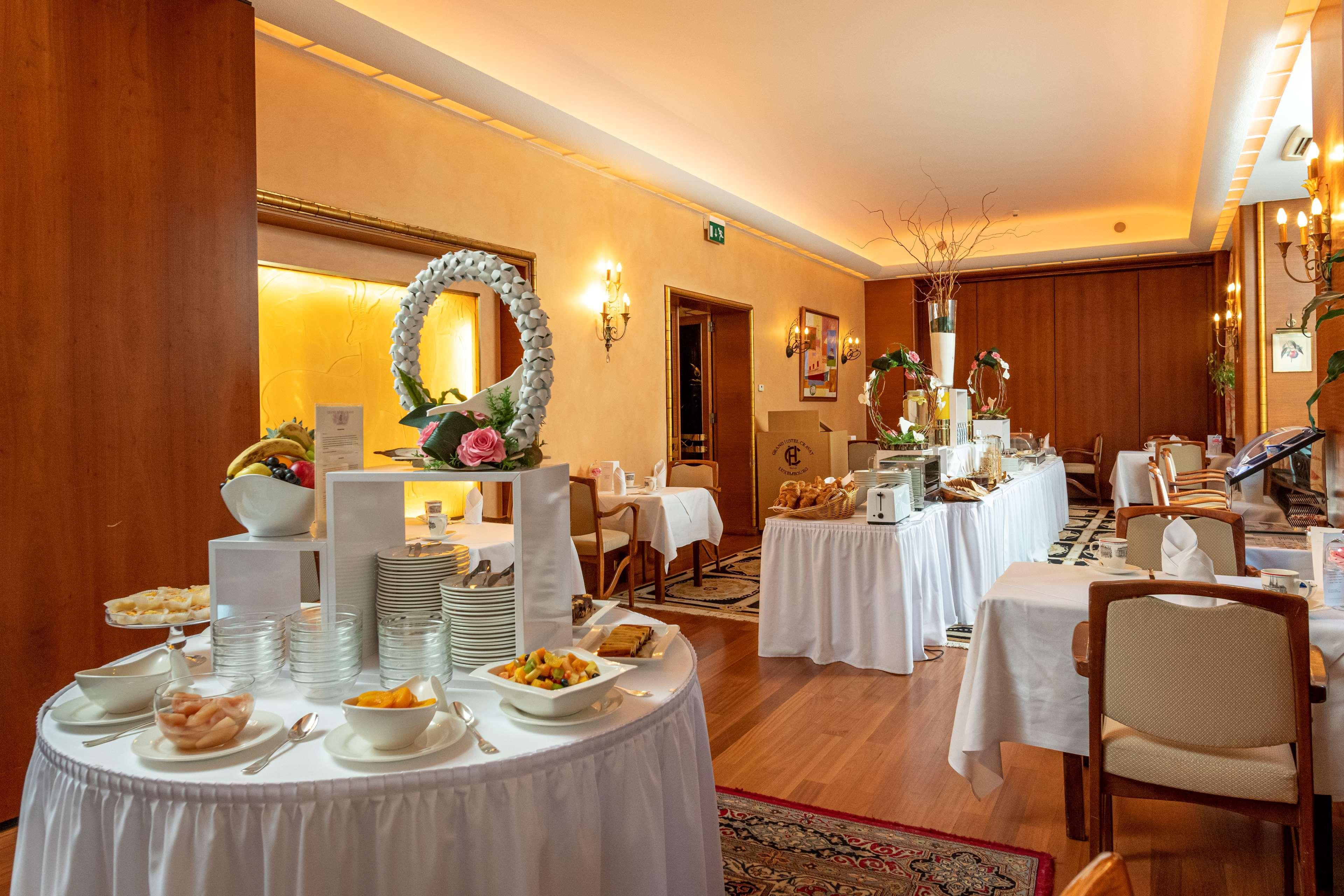 Grand Cravat Hotel