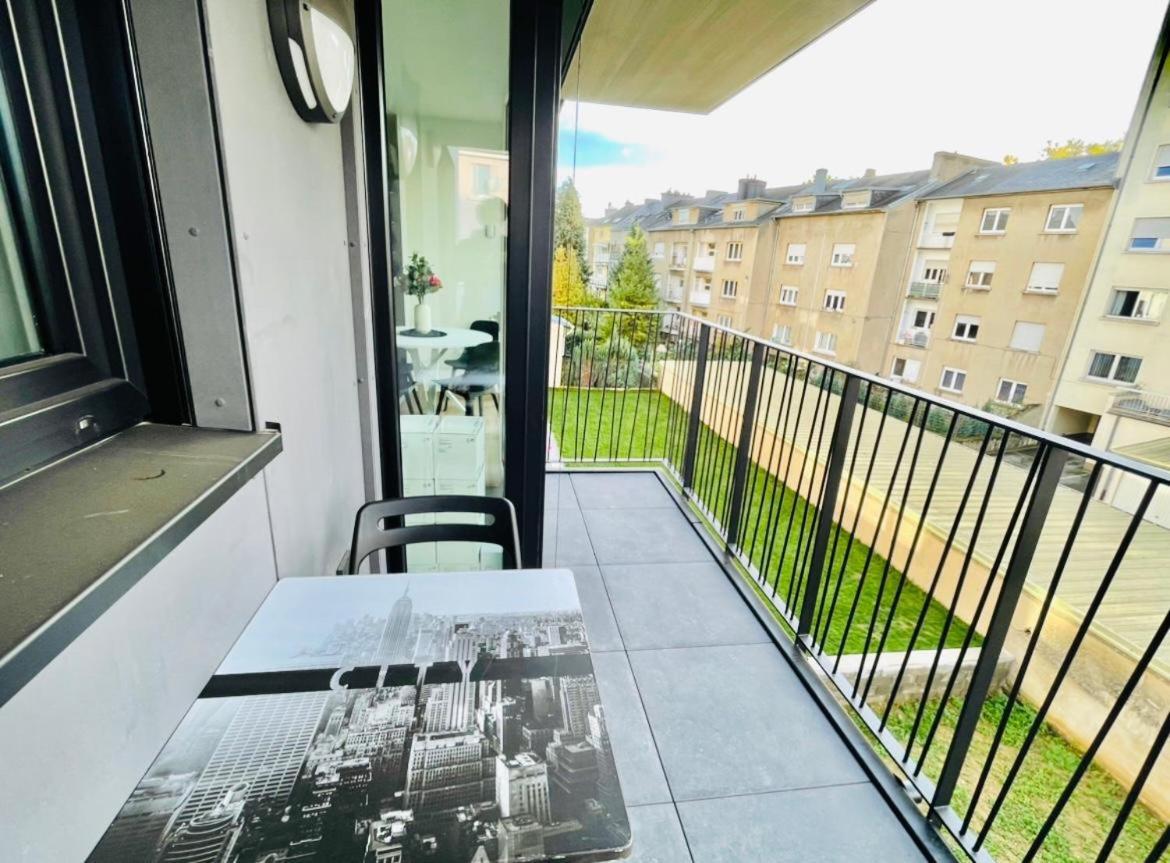Appartement Brand New 1 Bedroom In Center With Terrace - 4a *